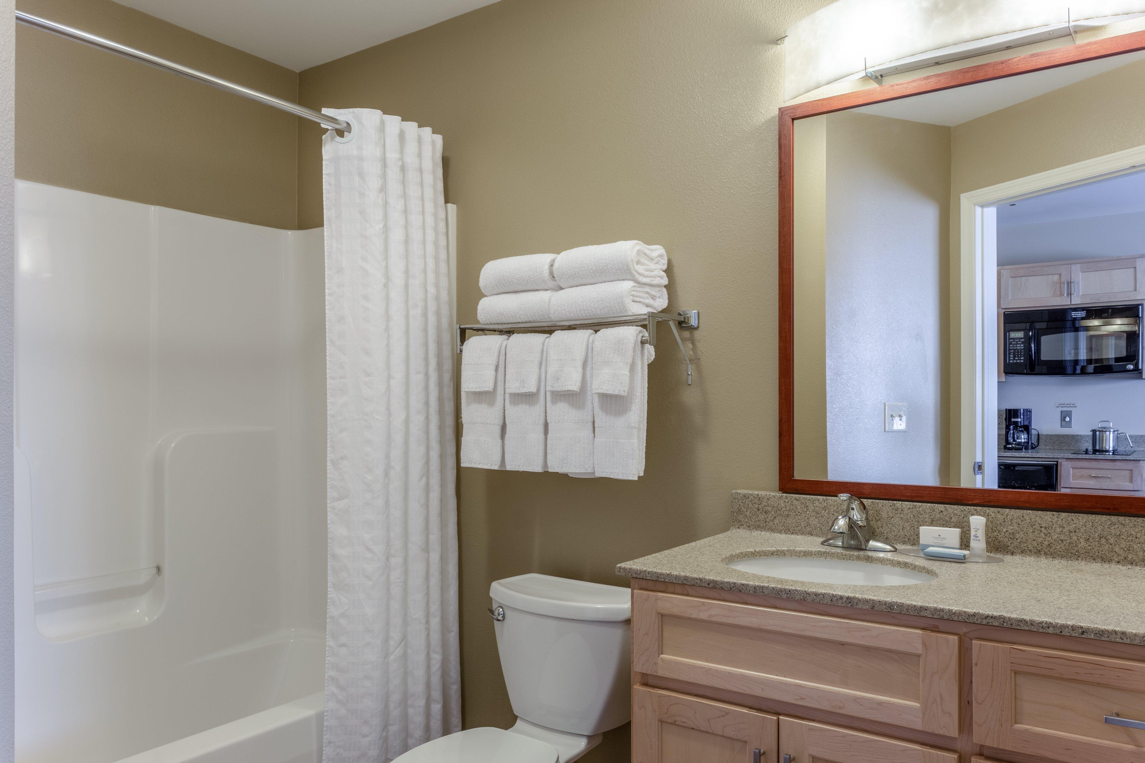 Candlewood Suites Minot By Ihg Bagian luar foto