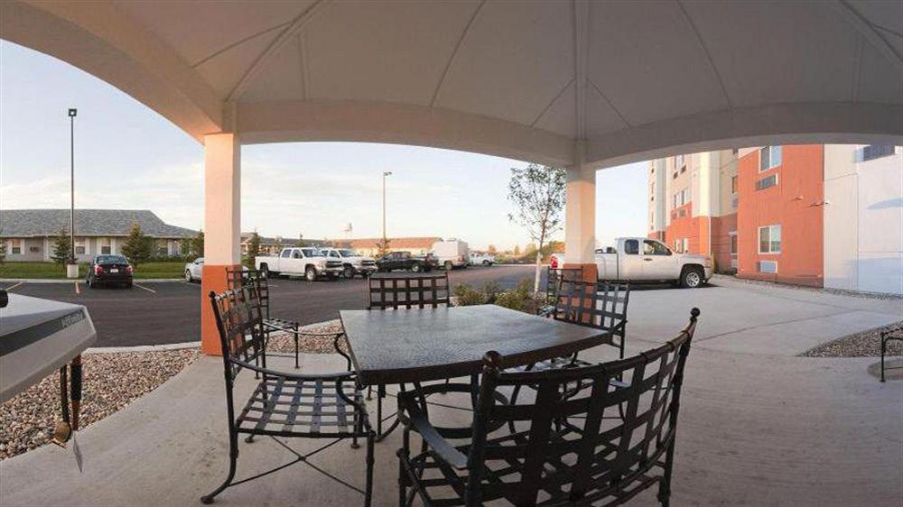 Candlewood Suites Minot By Ihg Bagian luar foto