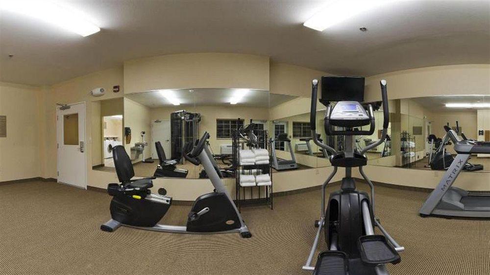 Candlewood Suites Minot By Ihg Bagian luar foto